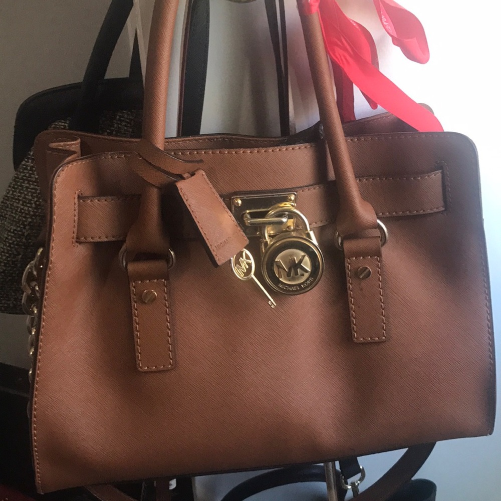 Micheal Kors Hamilton leather bag